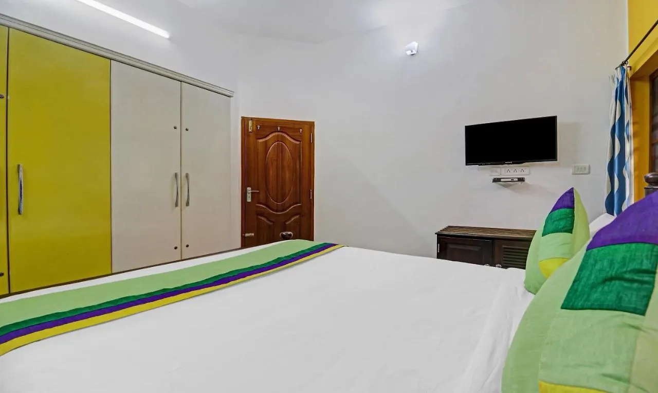 Treebo Backpackers Inn Kochi Hotel