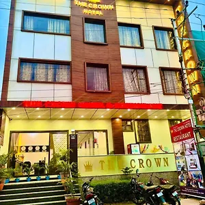 Crown Near Taj Mahal & Restaurant Hotel