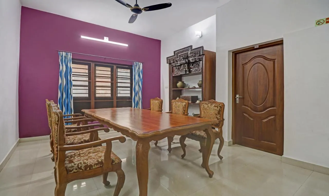 Treebo Backpackers Inn Kochi Hotel
