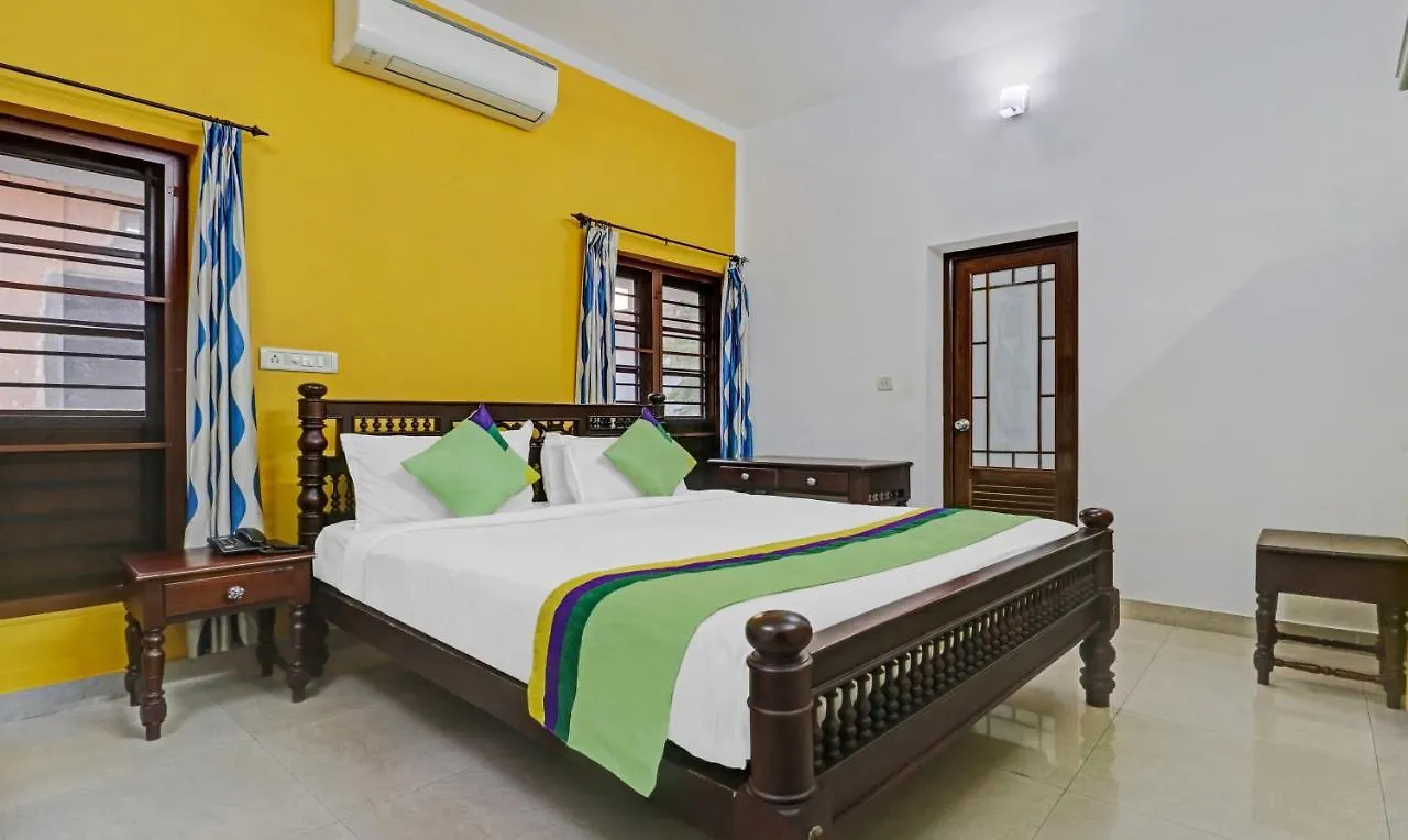 Treebo Backpackers Inn Kochi