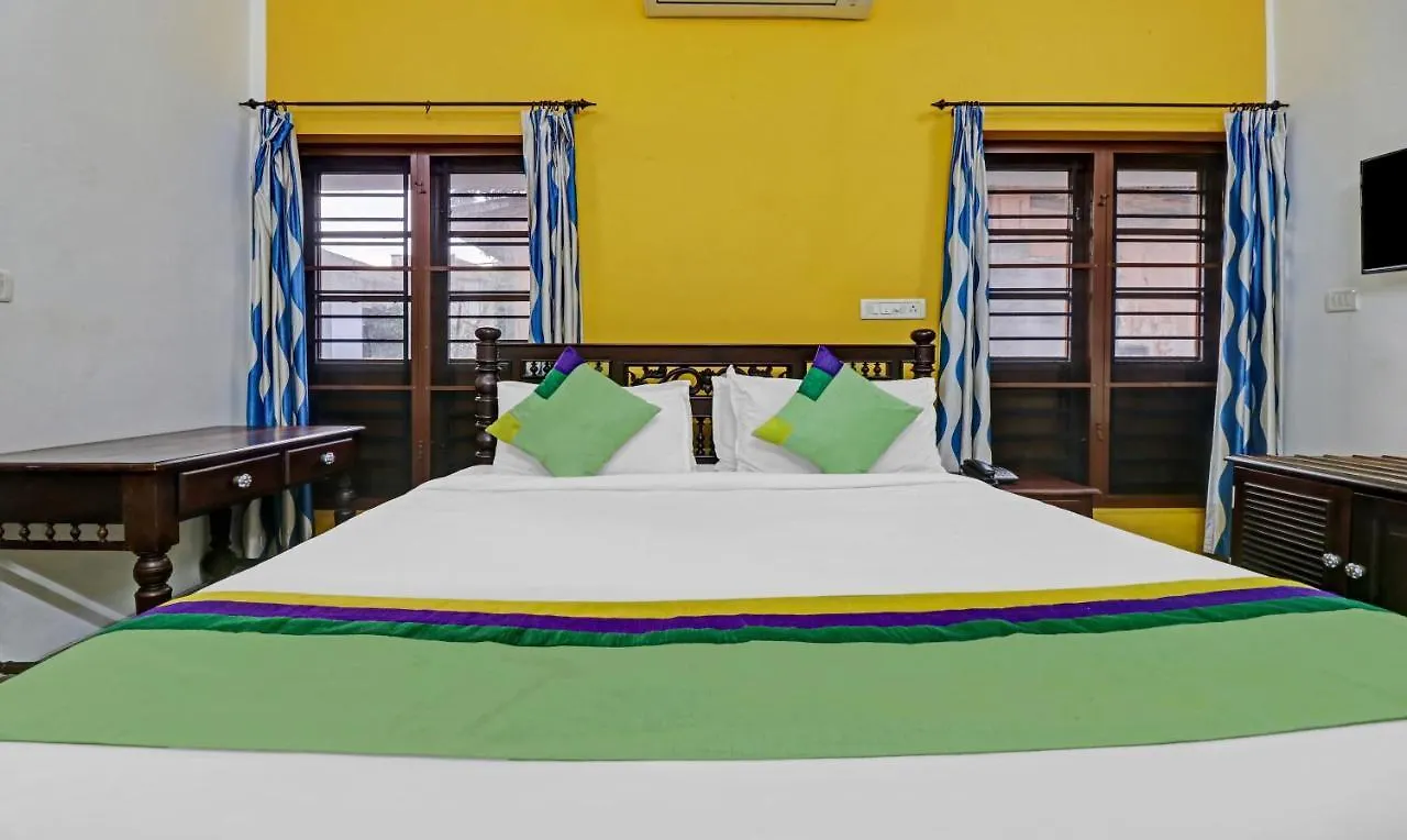Treebo Backpackers Inn Kochi Hotel
