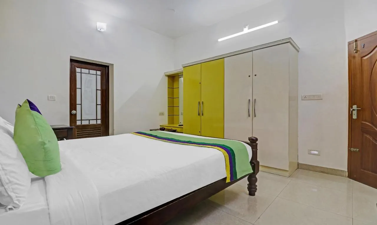 Treebo Backpackers Inn Kochi