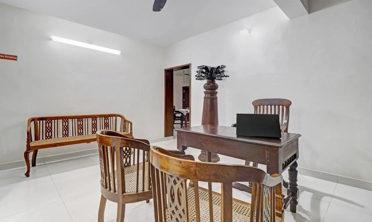 Hotel Treebo Backpackers Inn Kochi