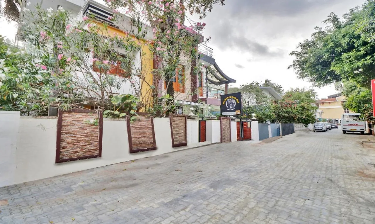 Treebo Backpackers Inn Коччи